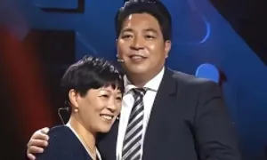 Cậu bé ăn xin trả ơn ân nhân sau 21 năm Cậu bé ăn xin trả ơn ân nhân sau 21 năm