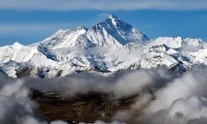 Đóng cửa khu du lịch Everest vì động đất ở Tây Tạng