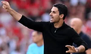 Carragher cảnh báo khả năng Arteta bị sa thải mùa tới