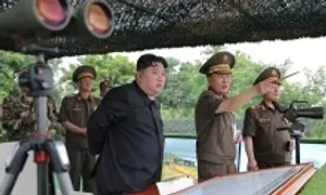Ông Kim thị sát pháo binh Triều Tiên hạ mục tiêu trên biển