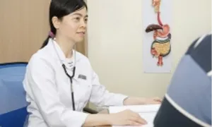 Hơn chục polyp trong đại tràng do hội chứng Cronkhite-Canada