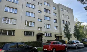 Người phụ nữ 27 năm chỉ ở trong nhà Người phụ nữ 27 năm chỉ ở trong nhà