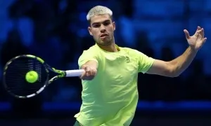 Alcaraz khởi đầu thuận lợi ở ATP Finals